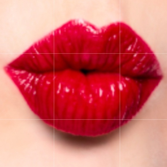 MAC *Serial Stain* Versicolour Varnish Cream Lip Stain .28 fl oz - Picture 3 of 9